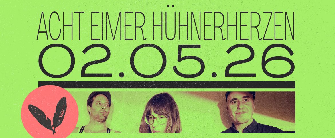 ACHT EIMER HÜHNERHERZEN
